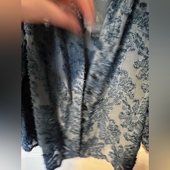 Textured blue button down - Picture 2 of 9